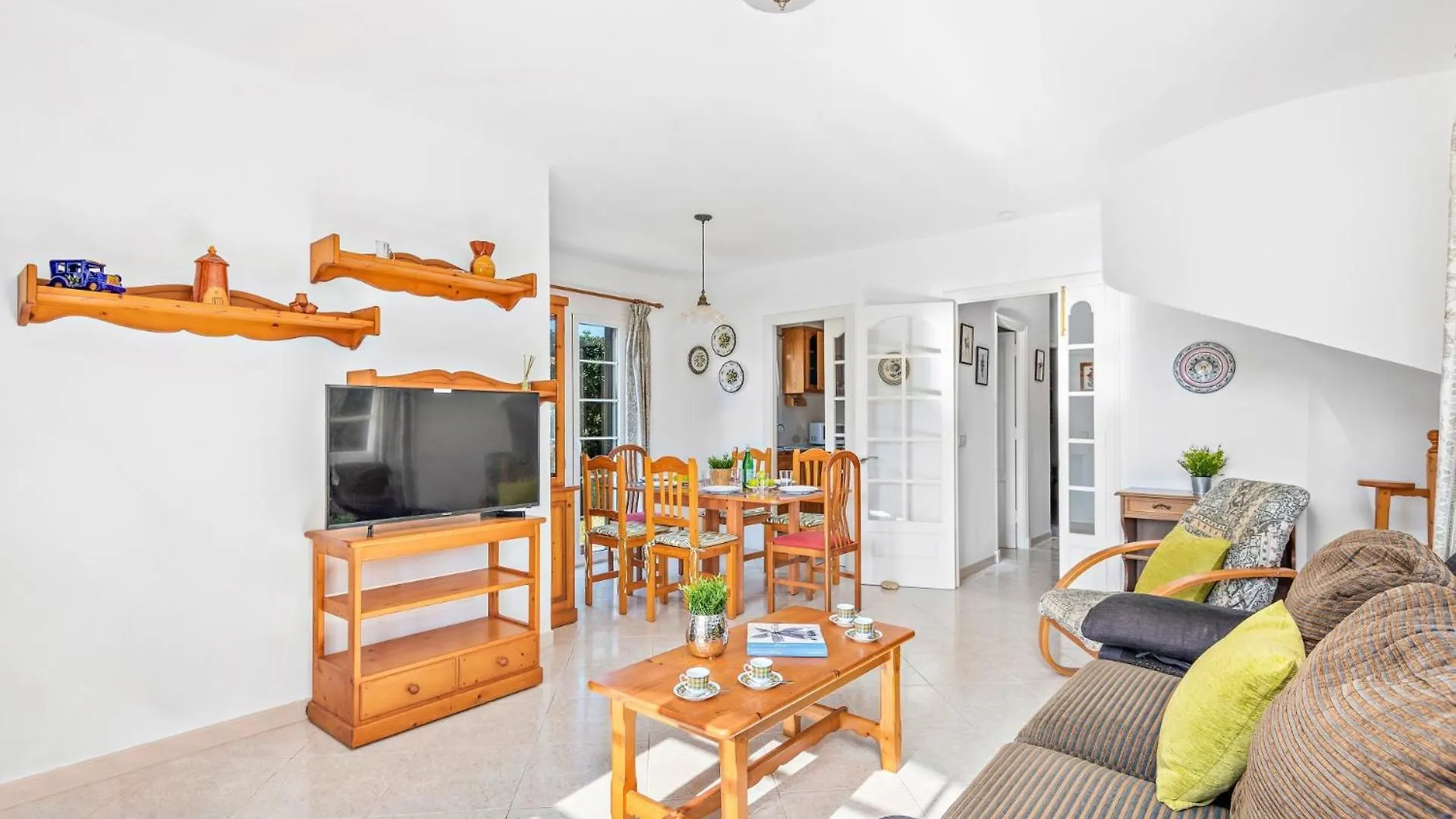 Villa Sunflower By Villa Plus Cala Blanca  Spanien